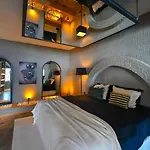 Lada Slav Apartament *